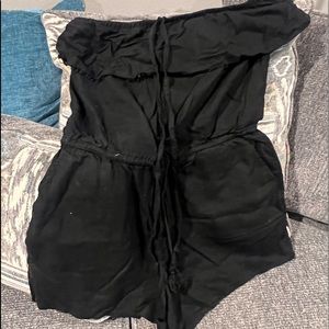 Old Navy halter romper in blackn